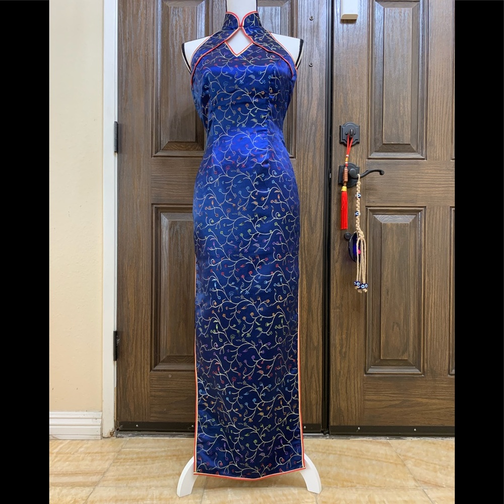 Chinese Qipao ( traditional dress) evening dress